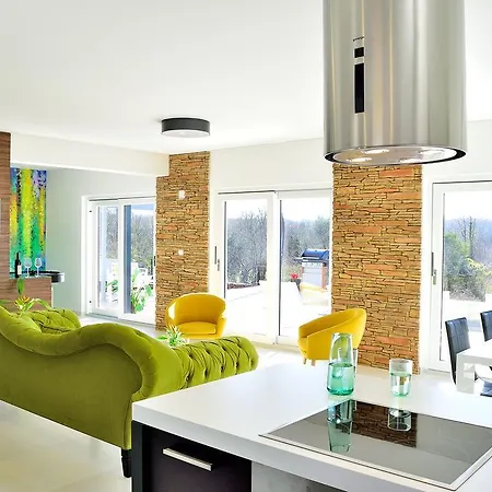 Domus Lauri Modern House Villa