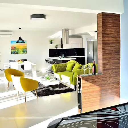 Domus Lauri Modern House * Umag
